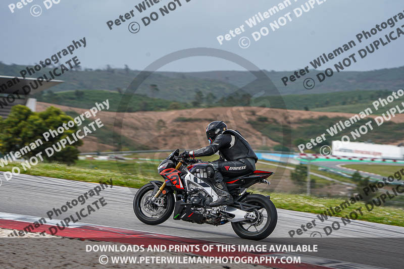 motorbikes;no limits;peter wileman photography;portimao;portugal;trackday digital images